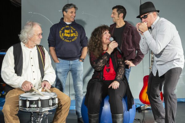The Panhandles (vlnr: Ekkehart Onder, Boet de Haas, Charlotte Visetti, Bernfried Eisenhart, Beat von Ballmoos)